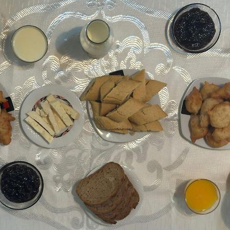 Bed & Breakfast Mina Τίρανα Εξωτερικό φωτογραφία